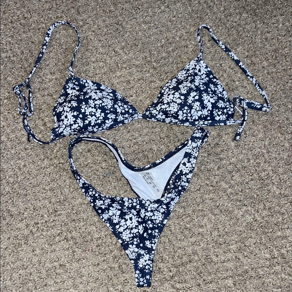 Floral Bikini Set in Navy and White